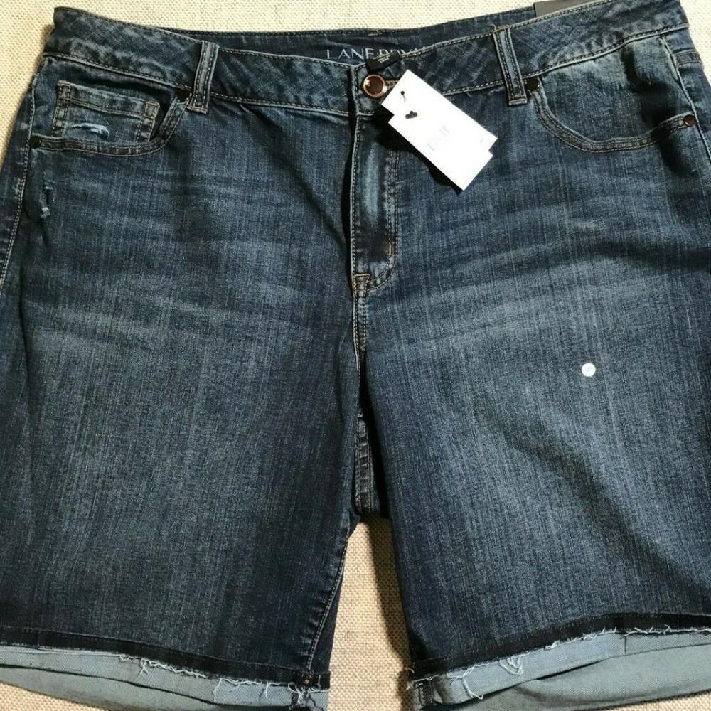 Lane Bryant Distressed Denim Bermuda Shorts‎ 20 NWT